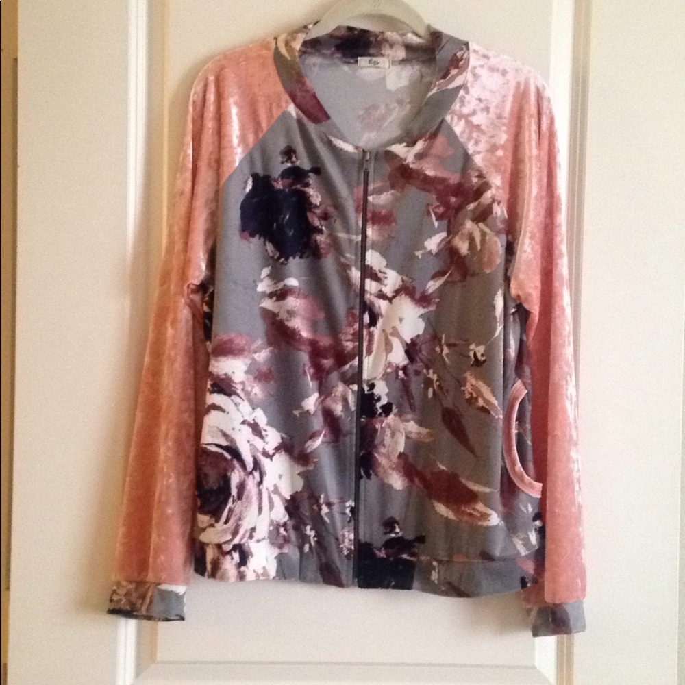 Egsy Missy velveteen bomber style jacket